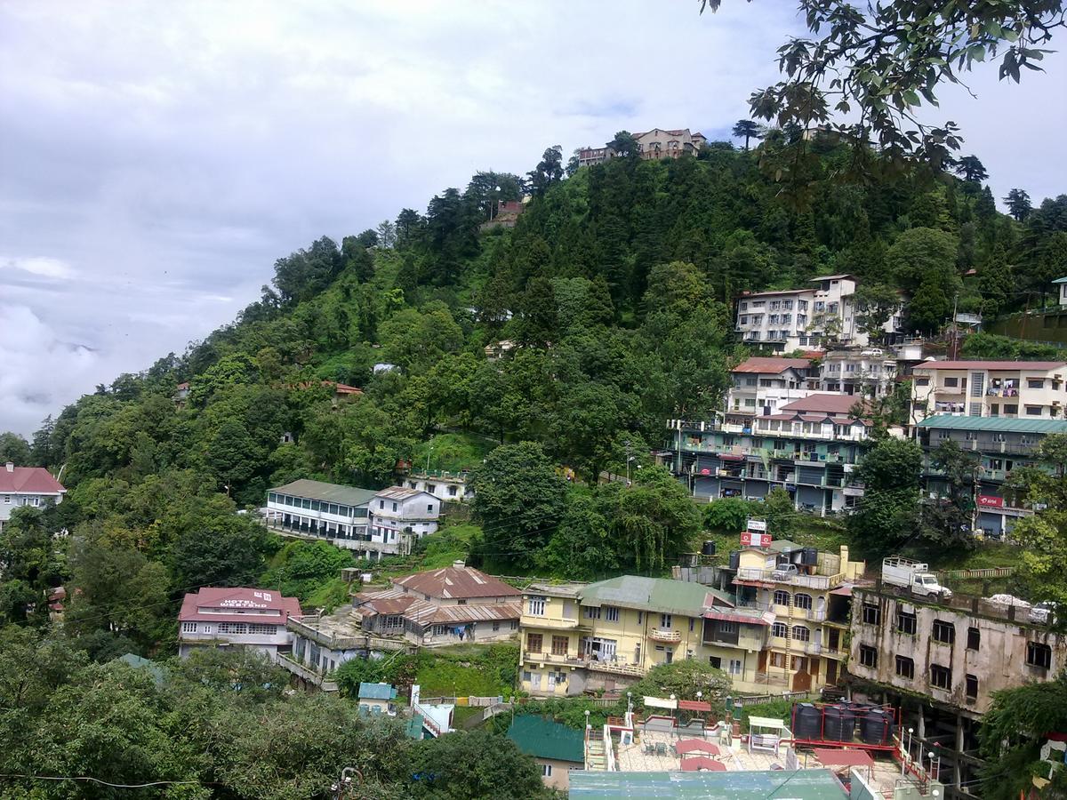 Hotel Silver Rock Mussoorie Kültér fotó